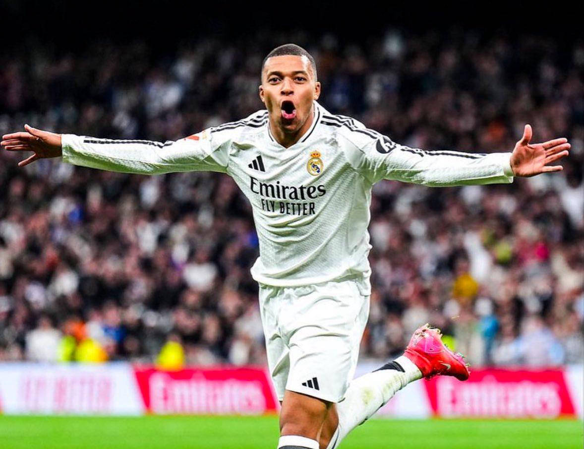 星空体育姆巴佩新星比分优势明显表现惊艳，曼联未来可期！的简单介绍