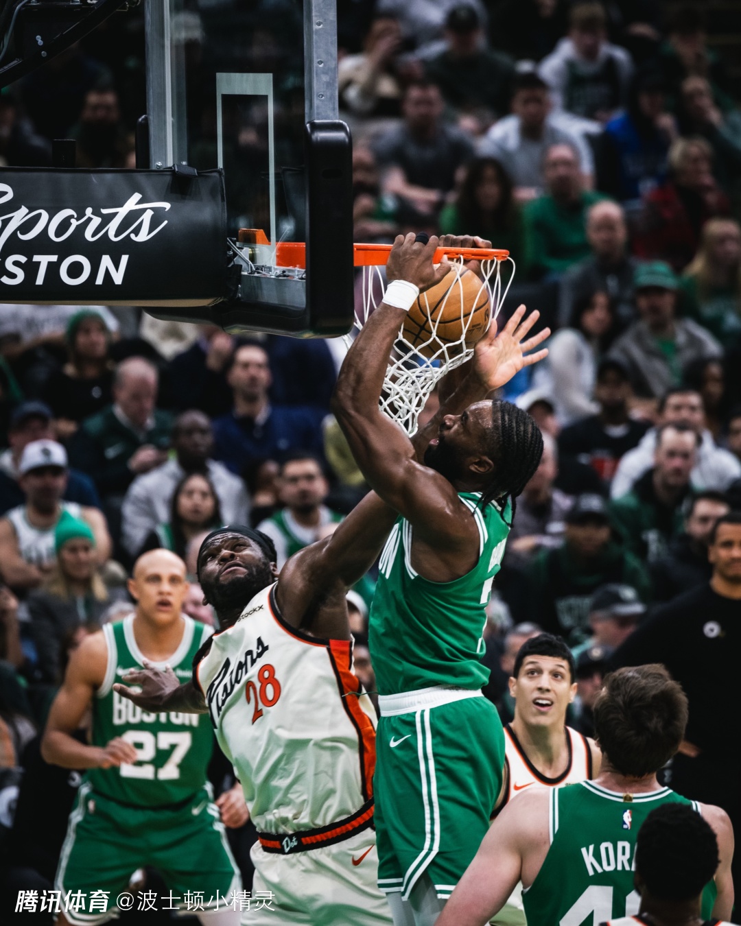 星空体育下载NBA常规赛倒计时，波士顿凯尔特人冲刺阶段更衣室发声，细节引发关注，底气十足，临场指挥获称赞的简单介绍